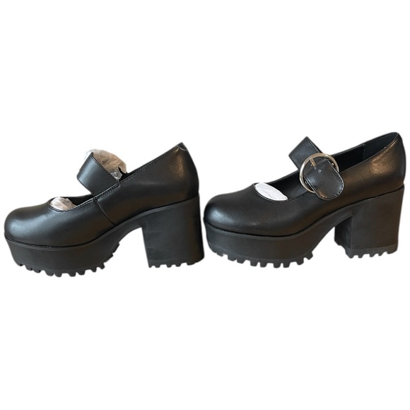 Current Mood Damnation Platform Mary Janes Size 6